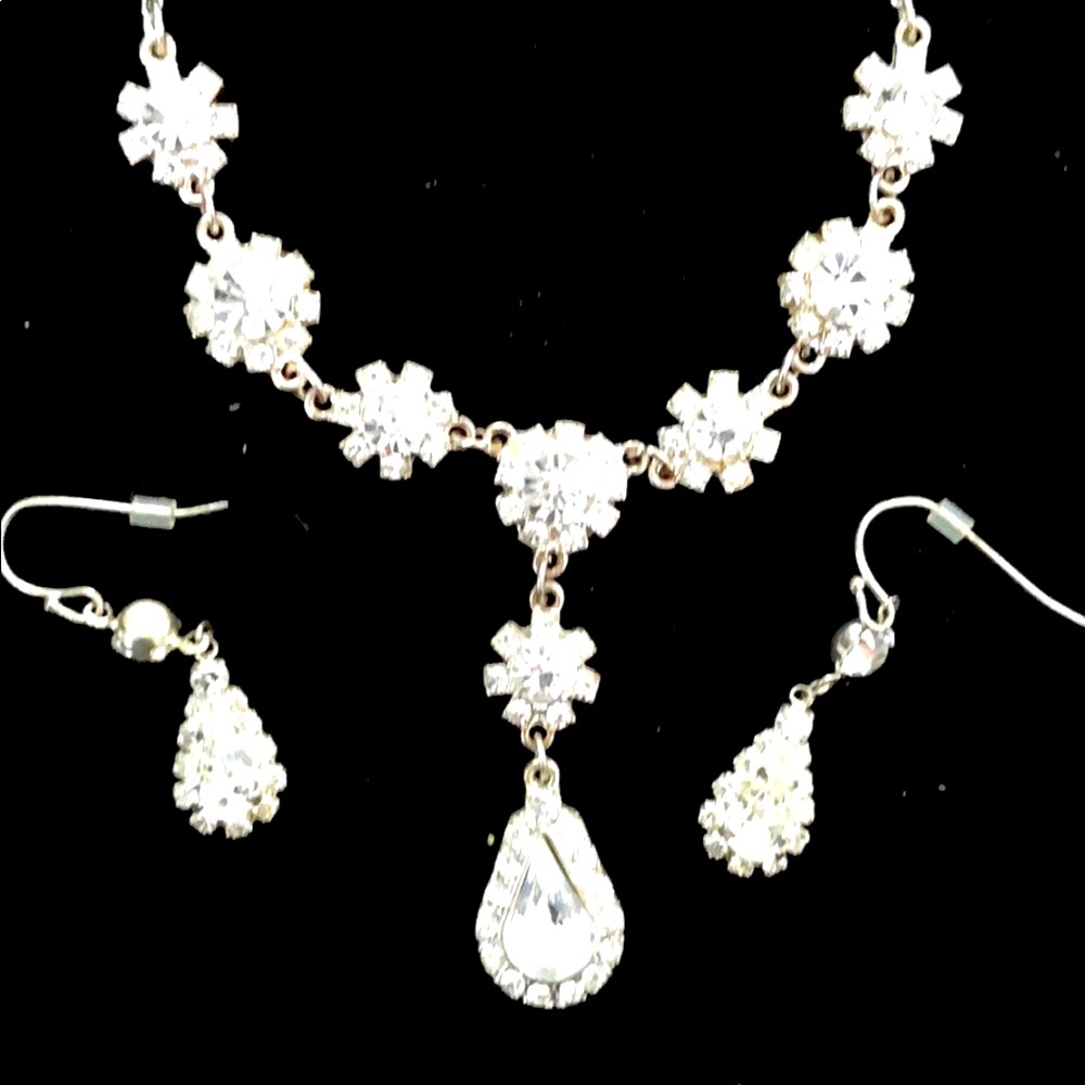 Crystal special occasion necklace & drop earrings